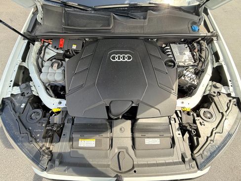 Used 2023 Audi Q7 3.0T Prestige w/ Prestige Package AWD/4WD image 9