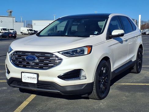 Used 2019 Ford Edge Titanium w/ Equipment Group 301A image 2