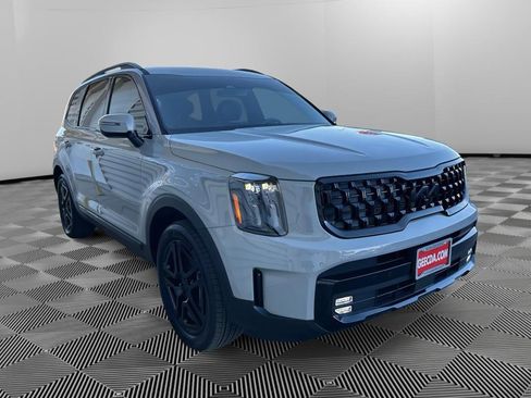 Certified 2025 Kia Telluride SX X-Line AWD/4WD image 4