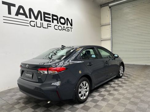 Used 2025 Toyota Corolla LE FWD image 7