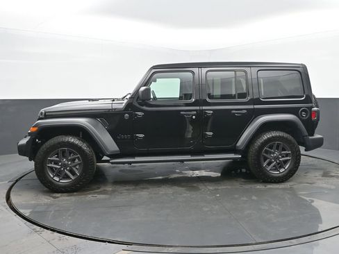 Used 2024 Jeep Wrangler Sport S image 2