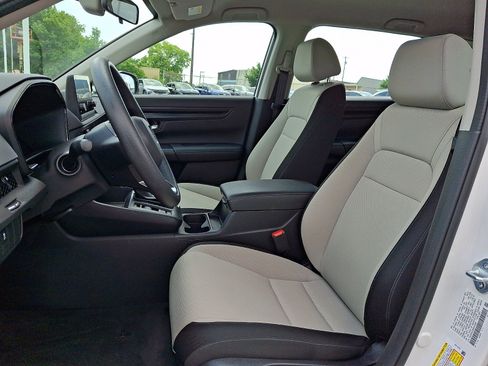 Certified 2024 Honda CR-V LX image 13
