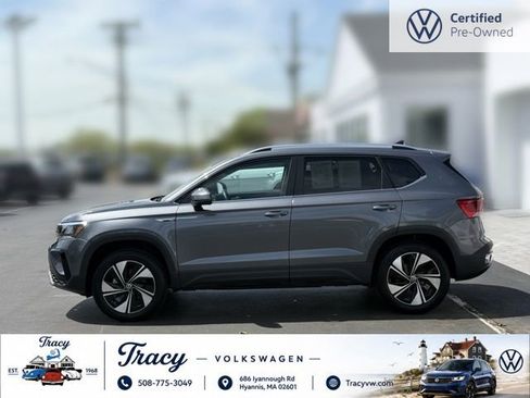 Certified 2023 Volkswagen Taos SE AWD/4WD image 5