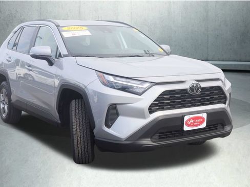 Certified 2025 Toyota RAV4 XLE AWD/4WD image 7