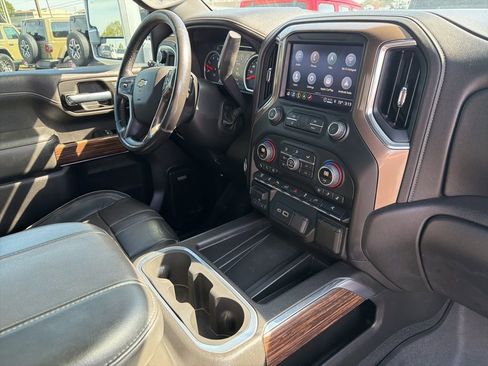 Used 2023 Chevrolet Silverado 3500 High Country AWD/4WD image 36