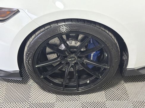 Used 2018 Ford Mustang Shelby GT350 w/ Electronics Package image 12