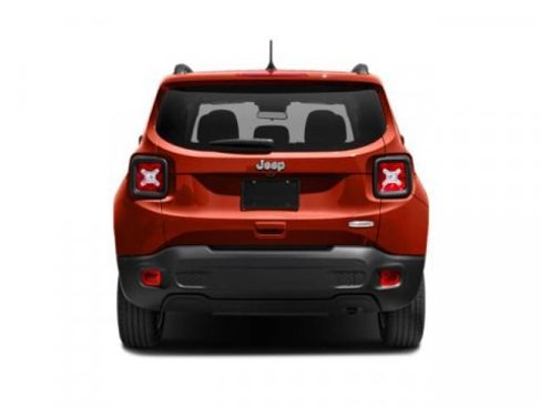 Used 2020 Jeep Renegade Latitude w/ Cold Weather Group image 8