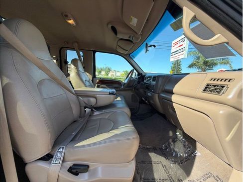 Used 2000 Ford F350 2WD SuperCab DRW Super Duty image 13