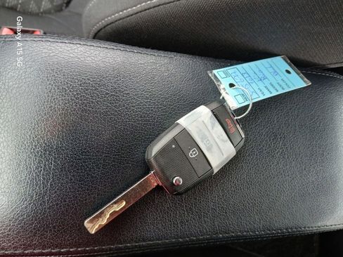 Used 2023 Kia Rio LX image 32