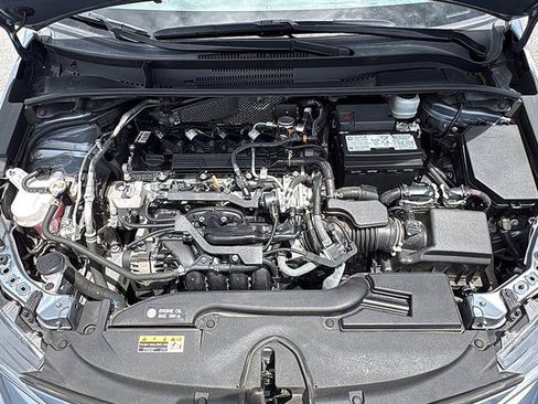 Used 2024 Toyota Corolla LE FWD image 33