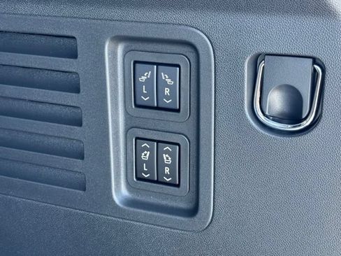 New 2026 Buick Enclave Preferred w/ Power Package FWD image 11