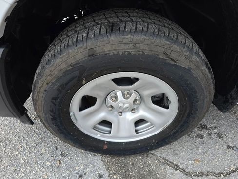 New 2025 RAM 1500 Tradesman image 10