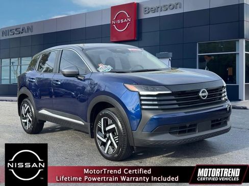 Certified 2025 Nissan Kicks SV w/ Interior Electronics Package FWD image 1