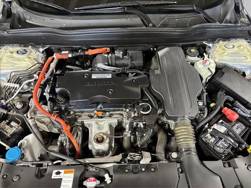 Used 2018 Honda Accord Hybrid image 13