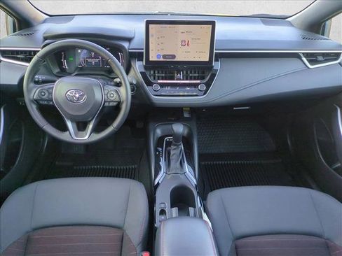 Certified 2025 Toyota Corolla SE w/ SE Premium Package image 17