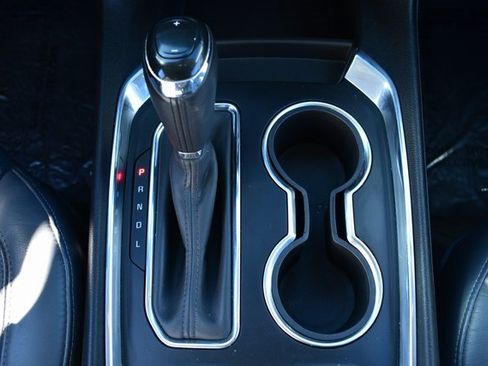 Used 2018 Chevrolet Traverse LT image 35