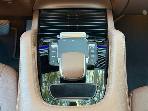 Certified 2024 Mercedes-Benz GLE 450 4MATIC image 21