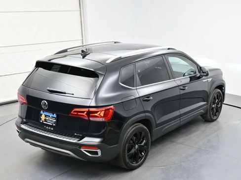 Used 2023 Volkswagen Taos SE AWD/4WD image 32