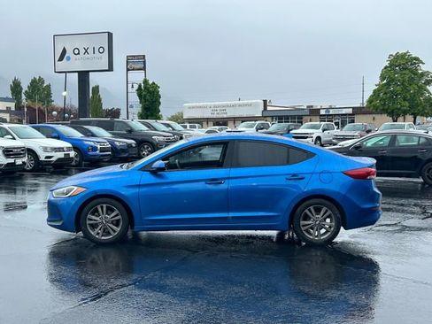 Used 2017 Hyundai Elantra SE FWD image 7