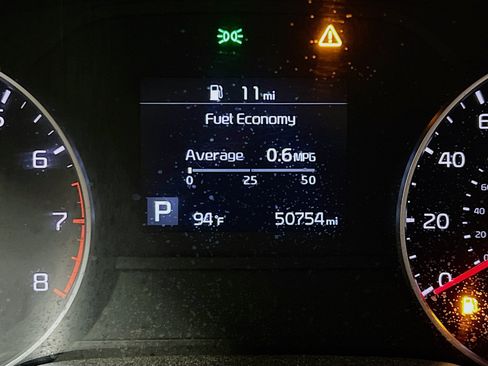 Used 2020 Kia Sportage LX FWD image 8