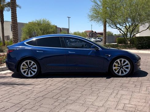 Used 2019 Tesla Model 3 Long Range RWD image 2