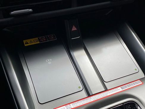 New 2026 Subaru Solterra image 16