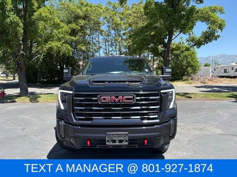 Used 2024 GMC Sierra 3500 AT4 w/ AT4 Premium Plus Package AWD/4WD image 2