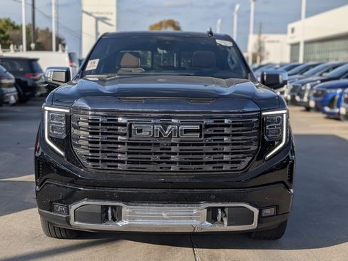 Used 2024 GMC Sierra 1500 Denali Ultimate image 2