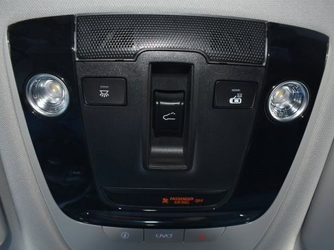 Used 2021 Kia Seltos SX w/ SX Sunroof Package image 32