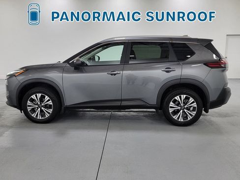Used 2023 Nissan Rogue SV w/ SV Premium Package image 5