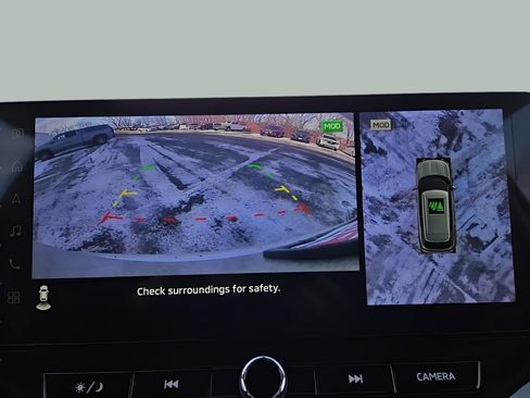 Used 2025 Mitsubishi Outlander SE image 24