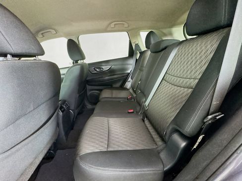 Used 2017 Nissan Rogue SV w/ Midnight Edition FWD image 28