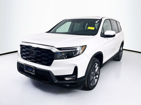Used 2023 Honda Passport EX-L image 3