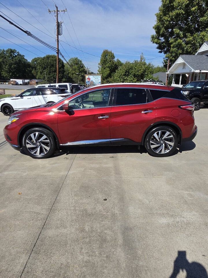 Used 2015 Nissan Murano Platinum w/ Platinum Technology Package FWD image 2
