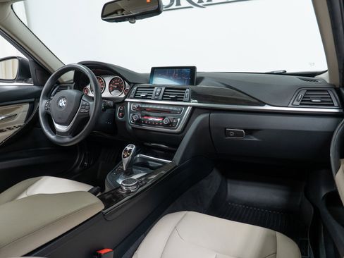 Used 2015 BMW 328i xDrive Wagon image 14