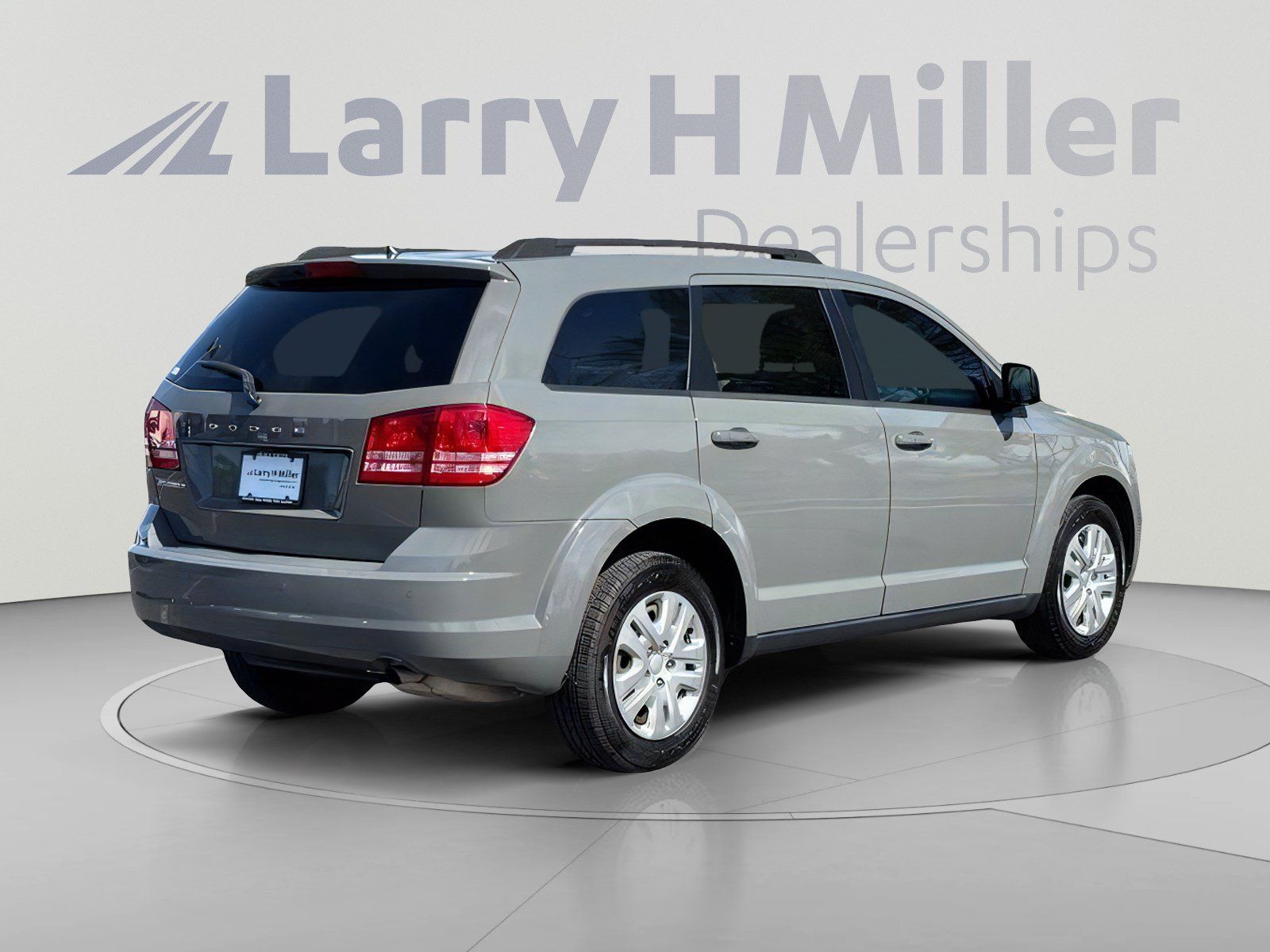 Used 2020 Dodge Journey SE FWD image 6