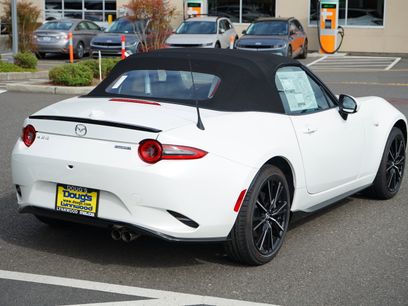 New 2025 MAZDA MX-5 Miata Grand Touring w/ Appearance Package