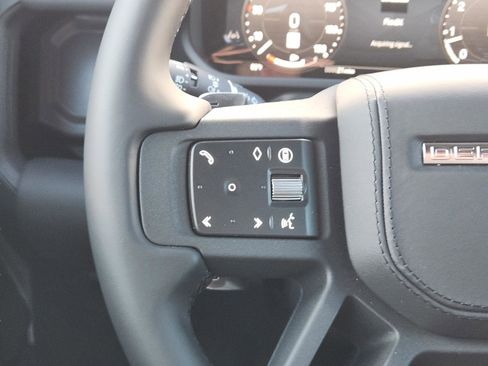 New 2025 Land Rover Defender 110 V8 image 23