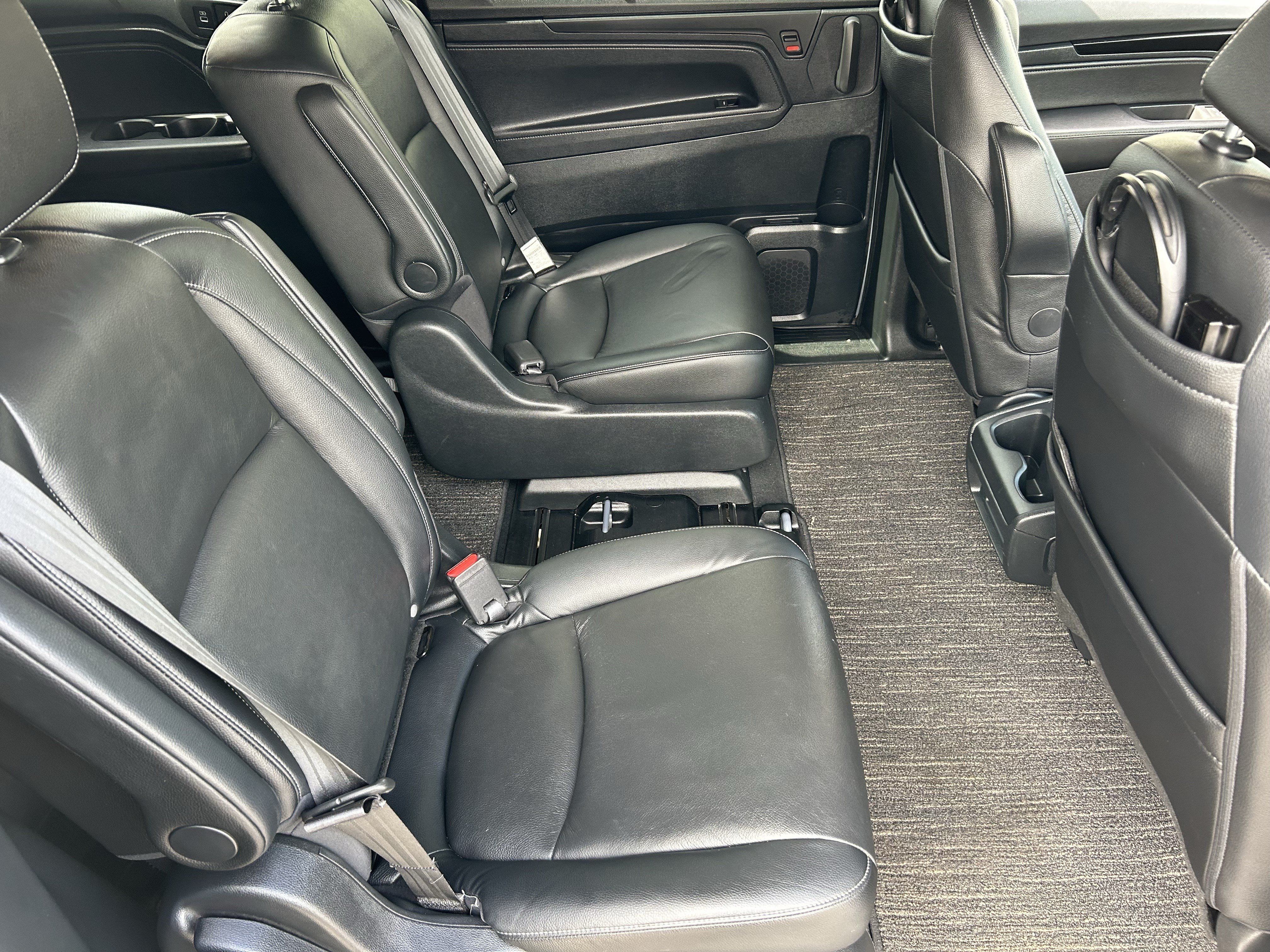 Used 2023 Honda Odyssey Touring image 11