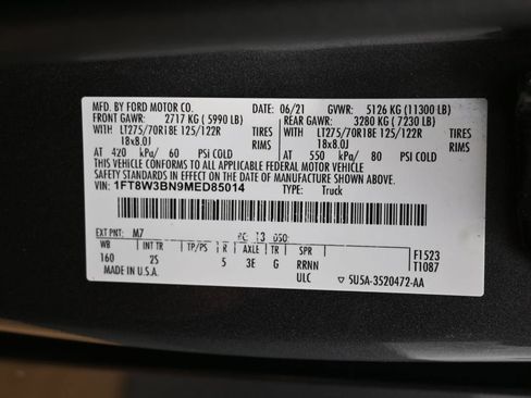 Used 2021 Ford F350 XLT w/ XLT Premium Package AWD/4WD image 14