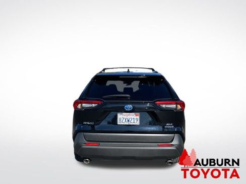 Used 2022 Toyota RAV4 XLE w/ XLE Grade Weather Package AWD/4WD image 6