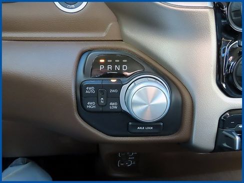 Certified 2019 RAM 1500 Laramie image 16