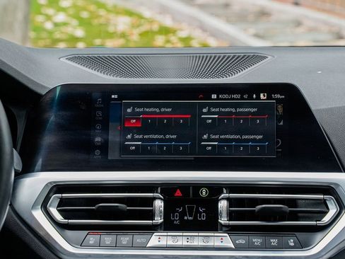 Used 2022 BMW M3 Competition w/ M Carbon Exterior Package image 15