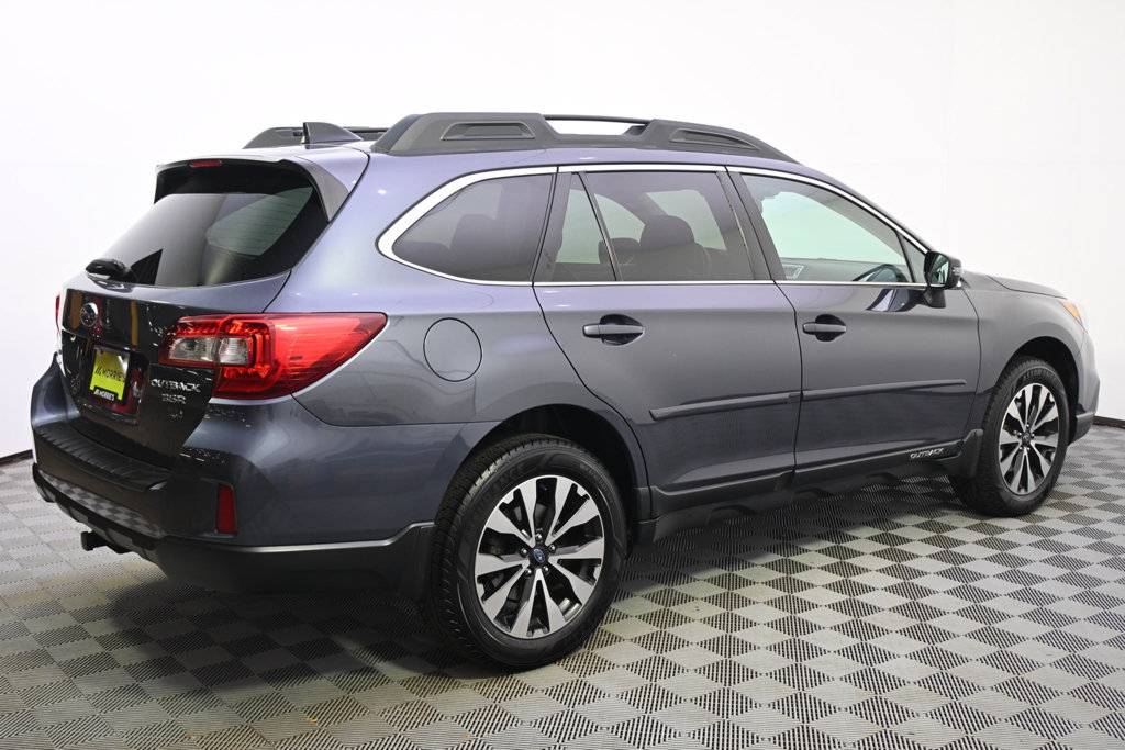 Used 2016 Subaru Outback 3.6R Limited AWD/4WD image 7
