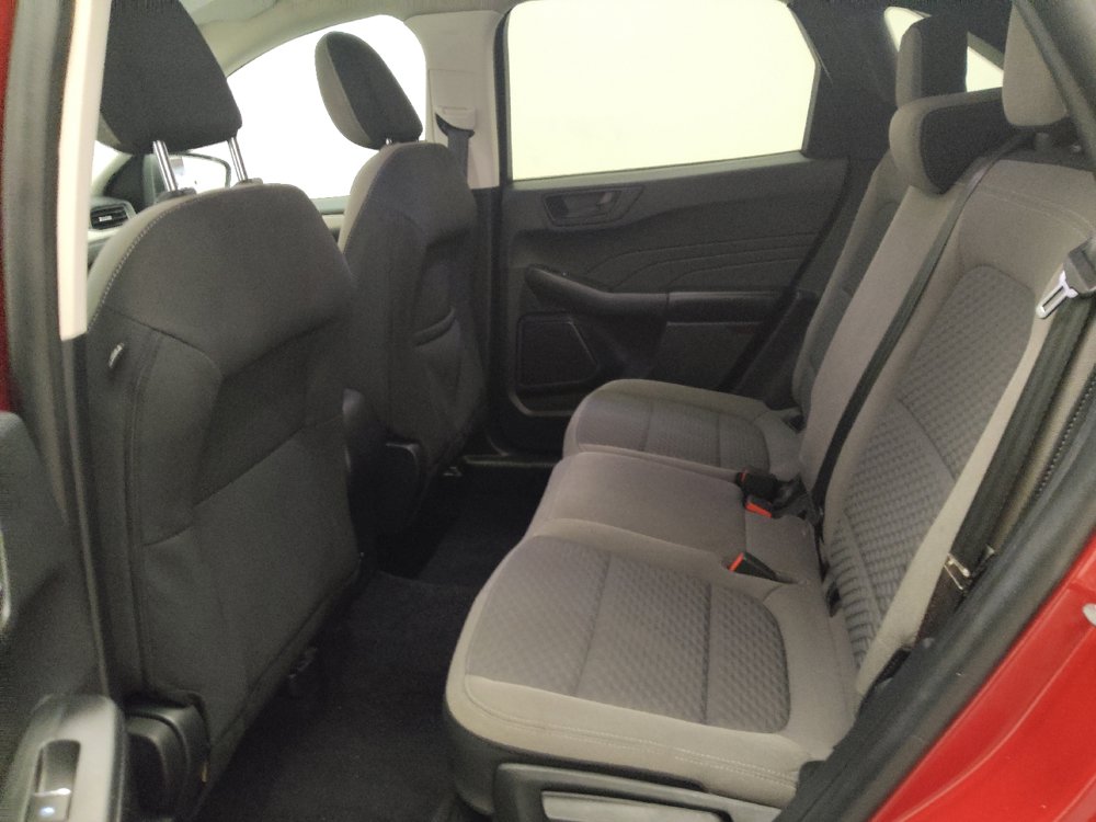 Used 2022 Ford Escape SE FWD image 18
