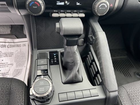 Used 2025 Toyota 4Runner SR5 image 17