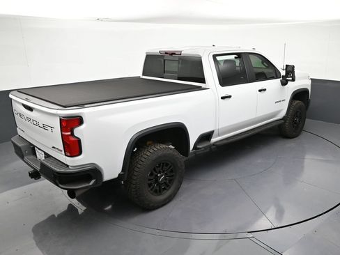 Used 2024 Chevrolet Silverado 2500 ZR2 w/ Technology Package AWD/4WD image 19