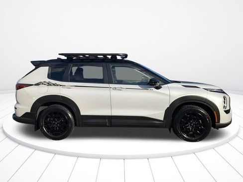 New 2026 Mitsubishi Outlander Trail Edition image 2