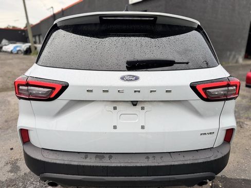 Used 2025 Ford Escape ST-Line Select AWD/4WD image 6