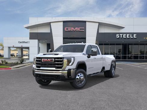New 2026 GMC Sierra 3500 SLT w/ SLT Convenience Package AWD/4WD image 8